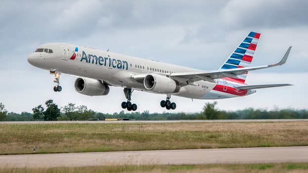 American Airlines reports first-quarter earnings