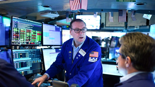 Stocks gain traction overnight, remain in negative territory