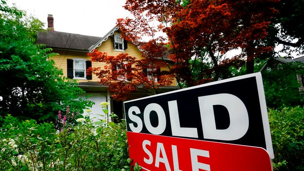 Mortgage rates continue their upward climb