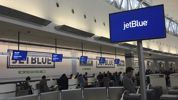 JetBlue issues improved Q3 revenue guidance, unchanged on cost