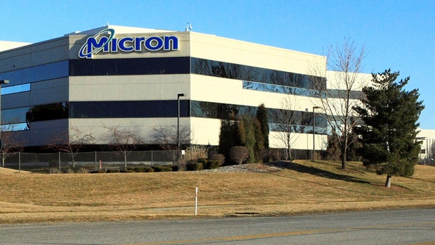 Micron to supply fewer memory chips in 2023, plans fresh cuts to capital expenditures