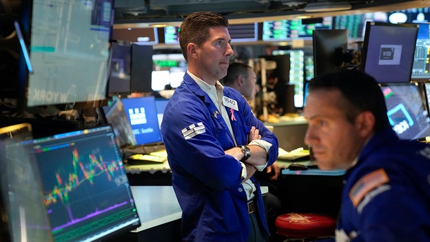 US stocks lower after last week’s worrisome remarks by Fed official