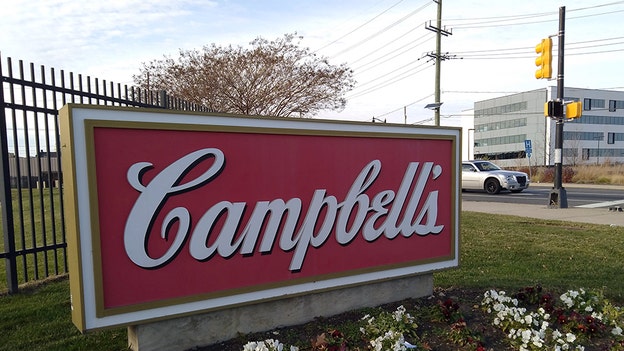 Campbell lifts forecasts on firm demand for pricier meals, snacks