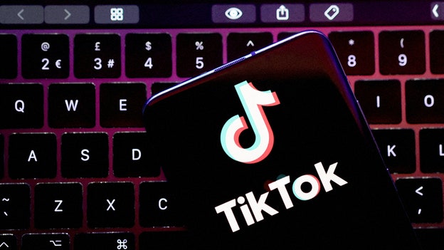 House administration arm bans TikTok on official devices