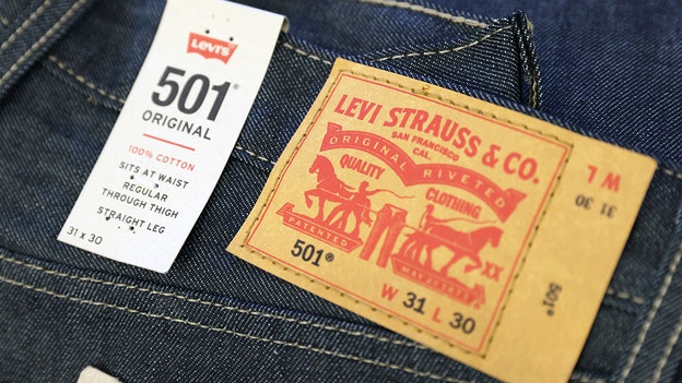 Levi Strauss gives upbeat 2023 sales outlook as demand holds up