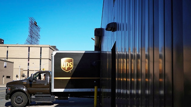 UPS beats quarterly profit target, poised for 'cloudy' 2023