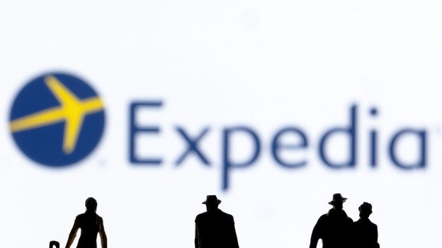 Expedia profit misses as severe weather weighs on holiday quarter