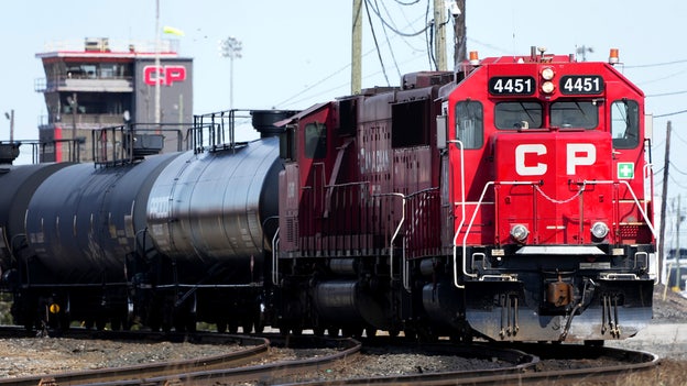 First major US railroad merger in 2 decades will go forward