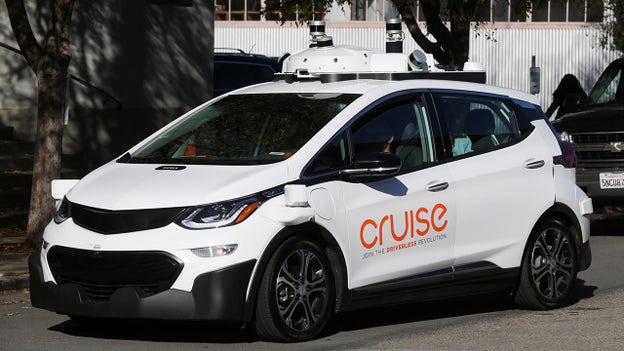 GM growing autonomous self-driving service in California