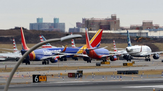 FAA issues safety alert to airlines, pilots after near-miss incidents