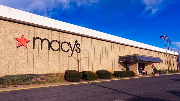 Macy's Q4 sales, profit, outlook, impress in rough terrain