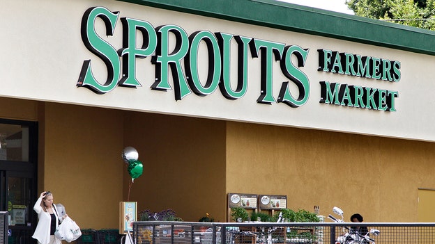 Sprouts Farmers Market beats Wall Street expectations