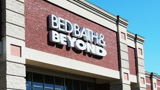 BlackRock reveals Bed Bath & Beyond stake, retailer seeks reverse stock split