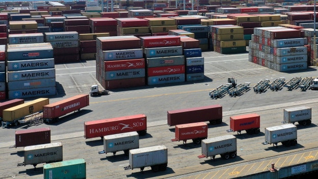 US West Coast ports regain lost volume as competitive pressure mounts