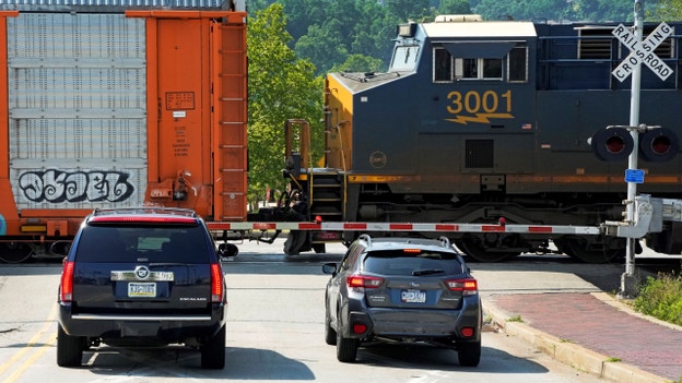 States clamp down on freight trains, fearing derailments and federal gridlock