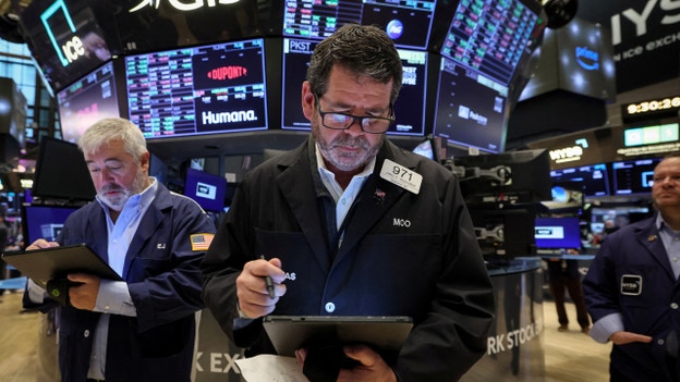 Wall St ends lower as labor market strength stokes rate-hike fears