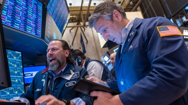 Stocks end session mixed after Fed rate decision