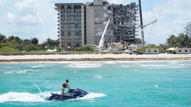 Miami-area condo that collapsed skirted local codes