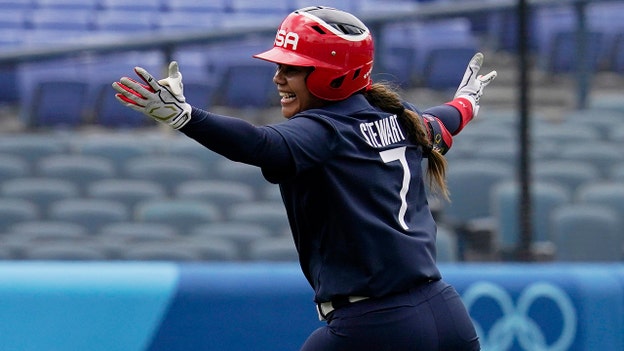 US Olympic softball's Kelsey Stewart keeps team's winning streak alive with walk-off homer vs. Japan