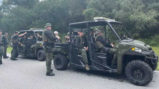 PHOTO: Florida authorities conduct search of Carlton Reserve for Brian Laundrie