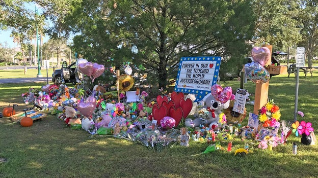 Makeshift memorial at North Port City Hall to be replaced by permanent steel bench memorial