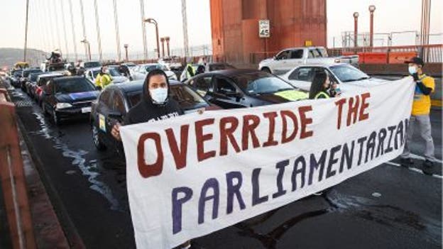 Immigration protesters block traffic on Golden Gate bridge, demand 'pathway to citizenship'