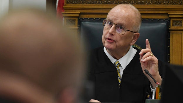 Legal expert says Rittenhouse prosecution not effective, explains judge's admonishment