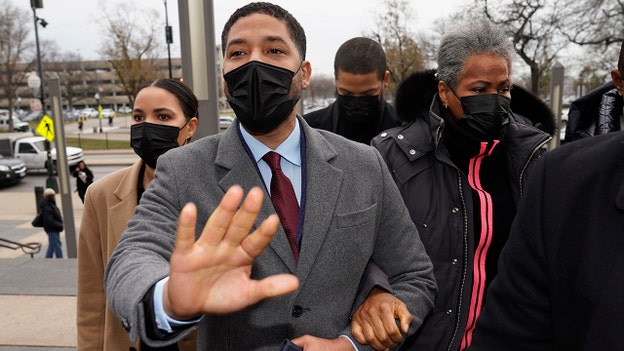 Detective testifies Jussie Smollett looked 'upset' camera didn't record attack