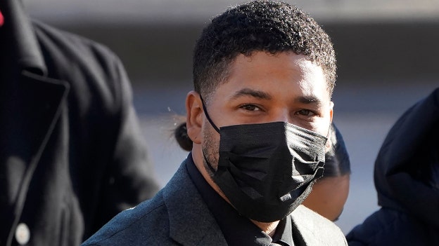 Jussie Smollett's trial continues after jury saw evidence he texted his accusers after their arrest