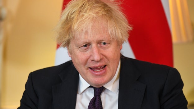 Boris Johnson calls for tighter COVID restrictions amid rise in omicron variant