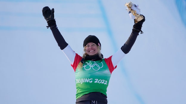 Lindsey Jacobellis wins first gold for Team USA in 2022 Olympics
