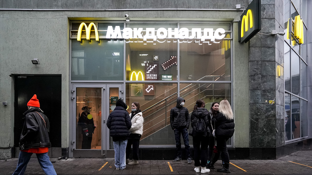 McDonald's to temporarily shut down restaurants and pause operations in Russia
