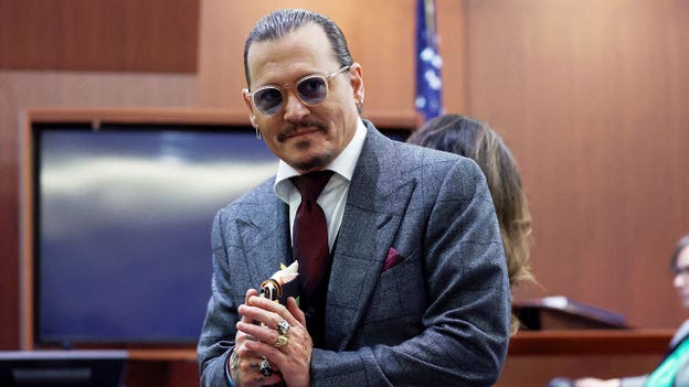 'I can see bone, it's smashed,' bodyguard says of Johnny Depp's finger