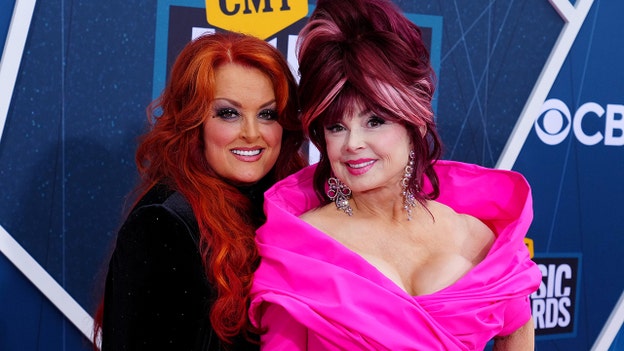 The Judds grace CMT Awards 2022 stage for first major award show performance in 20 years