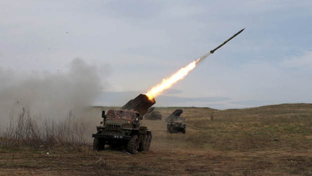 Moscow threatens to hit Kyiv with long-range missiles if it attacks Russian soil
