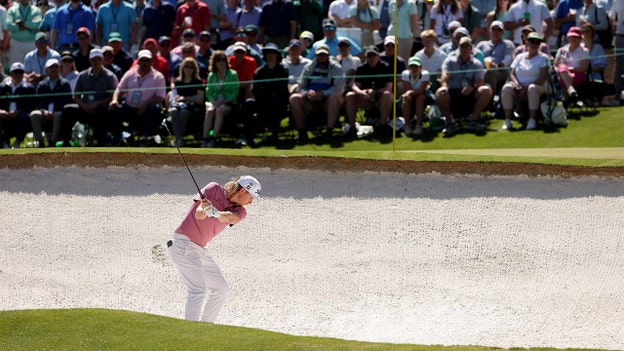 Cameron Smith bogeys No. 4, trailing Scottie Scheffler by four strokes