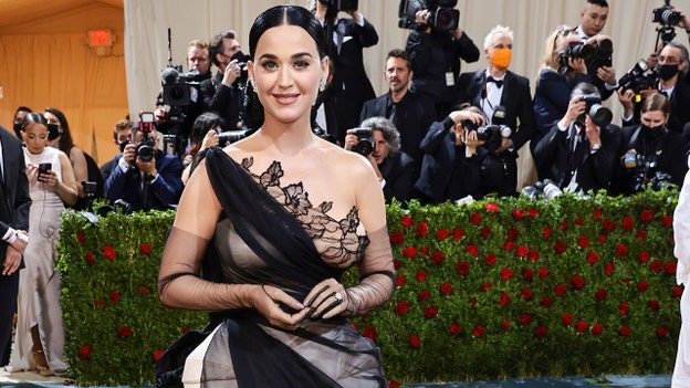 Tom Ford hits the 2022 Met Gala red carpet in a familiar tux