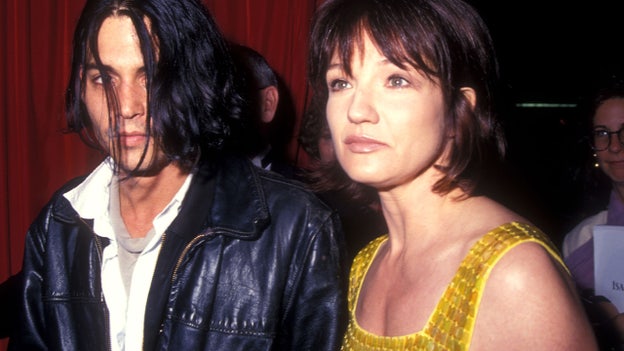 'He's just a jealous man, controlling,' Ellen Barkin says of Johnny Depp