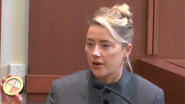 Amber Heard addresses makeup kit controversy