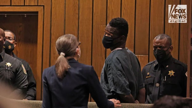 New details from Cleotha Henderson's court appearance, subsequent detention