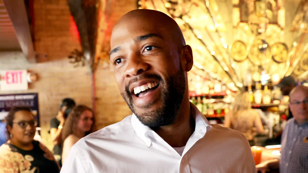 Democratic Senate nominee Mandela Barnes endorsed by radical anti-police, abolish ICE group