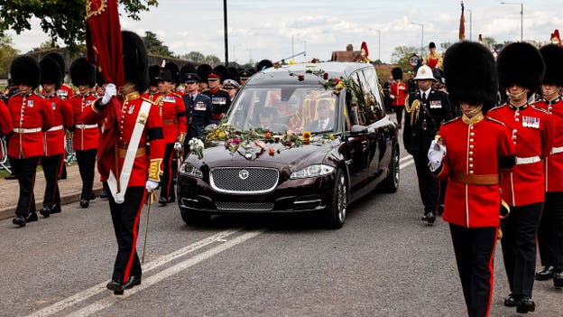 Queen Elizabeth II's coffin arrives at Windsor Castle