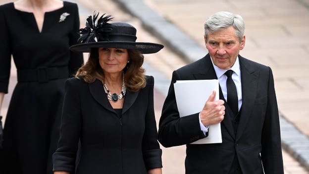 Kate Middleton's parents spotted arriving at committal service for Queen Elizabeth II