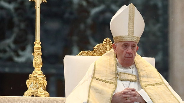 Pope Francis and the Vatican offer condolences to the Queen and the royal family