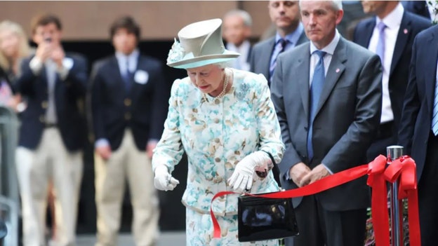 Queen Elizabeth's many tributes to 9/11 victims included 2010 trip to New York City's Ground Zero