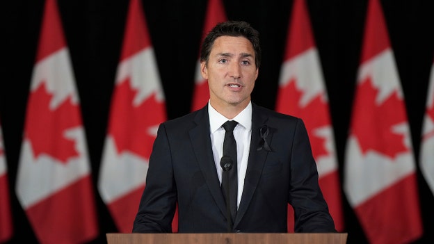 Canada's Trudeau calls Queen Elizabeth 'one of my favorite people'