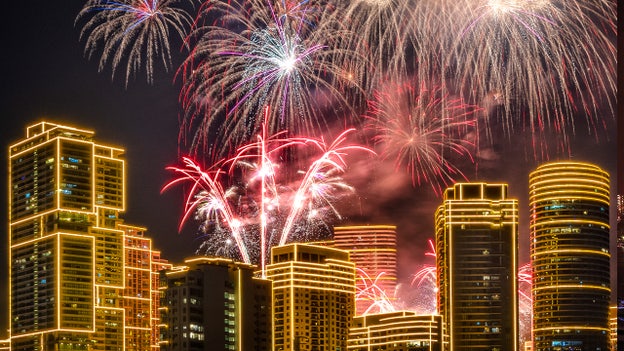 Philippines celebrate end of 2022 with fireworks