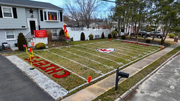 Chiefs superfan takes it to the next level