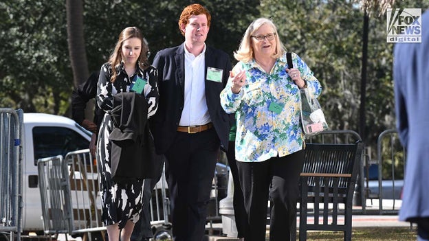 Murdaugh family arrives at Colleton County courthouse after lunch break