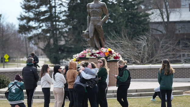 Michigan State alumni, led by Magic Johnson, mourn 'tragic' deadly